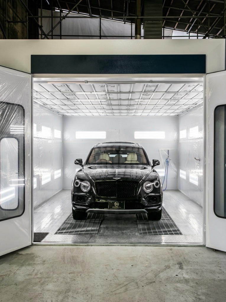 ベントレー｜ベンテイガ｜塗装ブース｜京都
