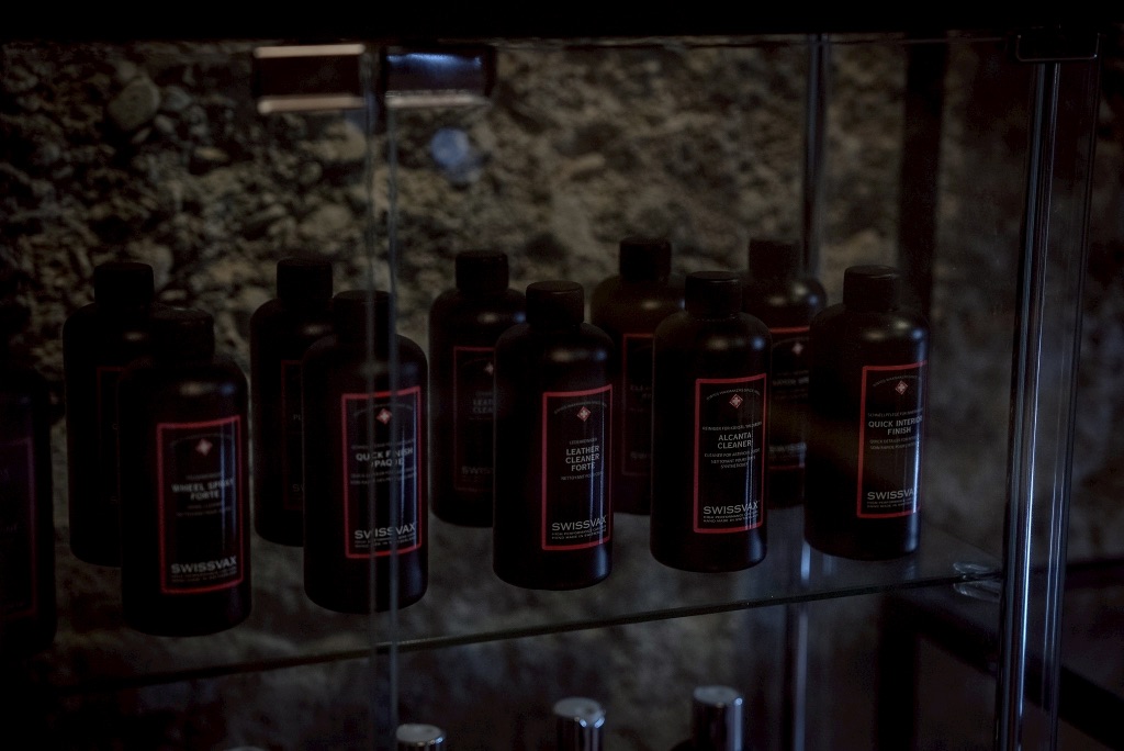 FOURSIDEラウンジ｜SWISSVAX｜京都