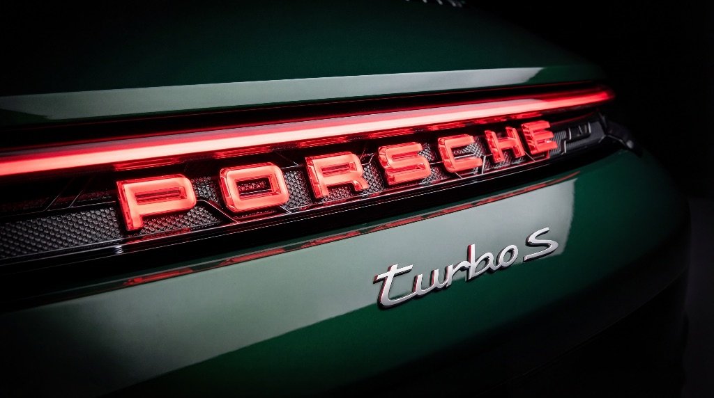 ポルシェ｜パナメーラ｜テールライトクリーニング｜コーティング｜京都