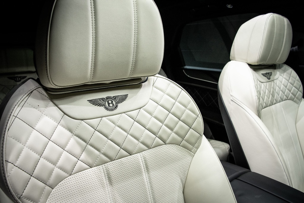 ベントレー｜ベンテイガ｜板金塗装｜京都