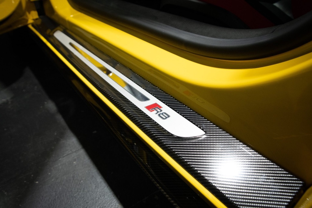 アウディ｜R8｜中古車販売｜京都