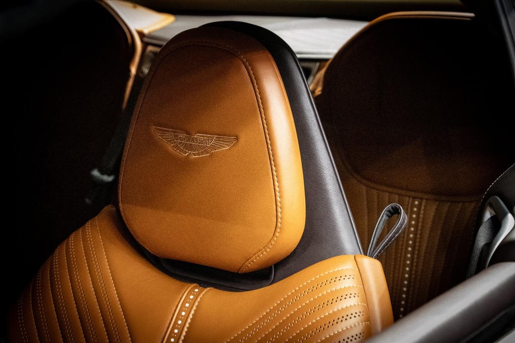 アストンマーティン｜DB11｜シート｜カスタム｜京都