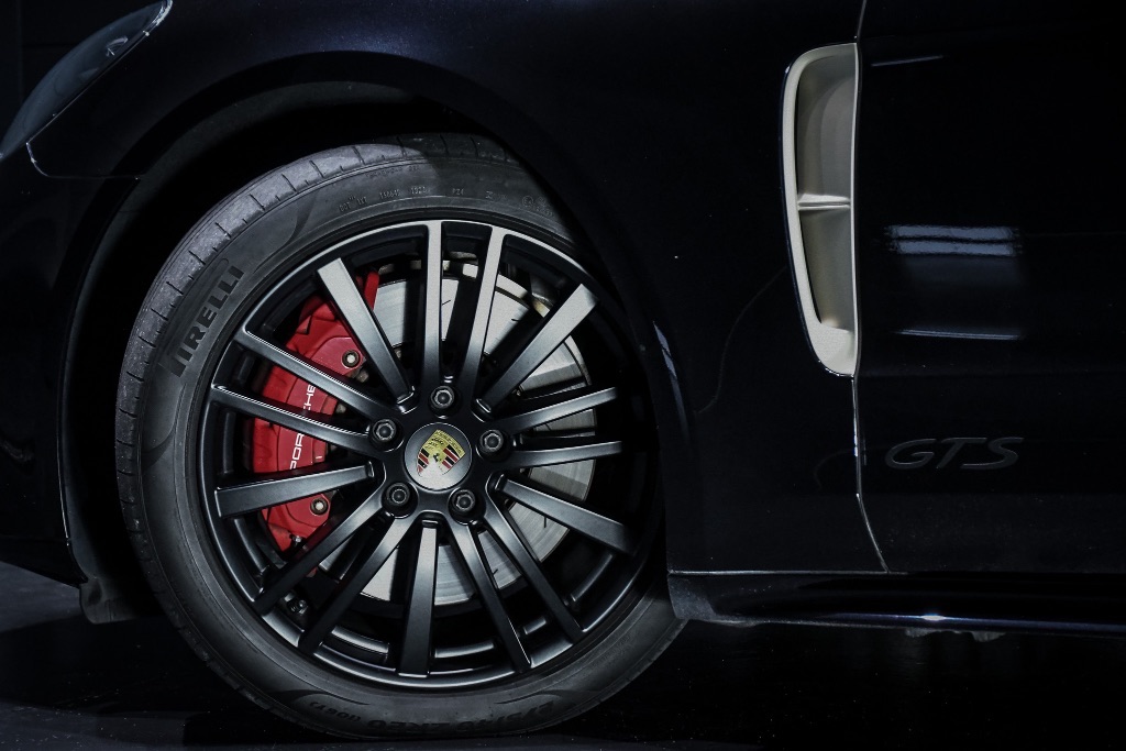 ポルシェ｜パナメーラ｜サスペンション｜カスタム｜京都