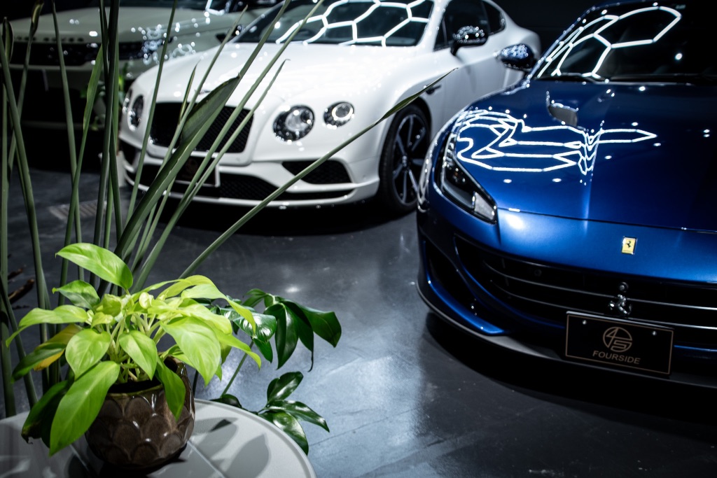 ショールーム｜レンジローバー・ベントレー・フェラーリ｜販売｜京都