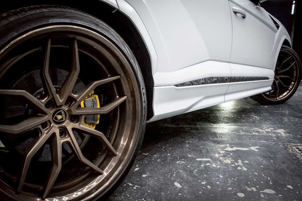 ランボルギーニ｜ウルス｜整備保証｜京都