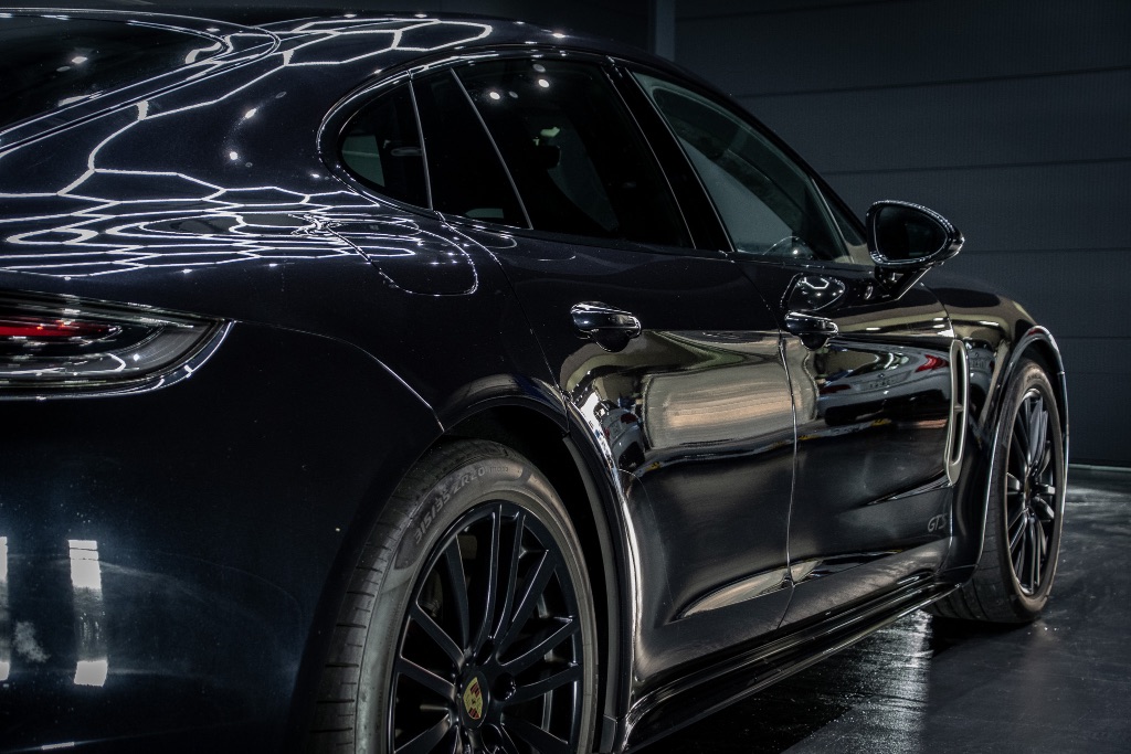 ポルシェ｜パナメーラGTS｜板金塗装｜京都