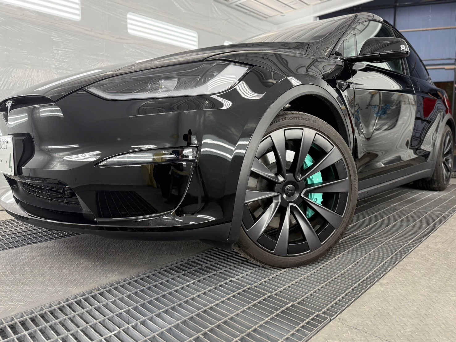 テスラ Model X|京都|FOURSIDE