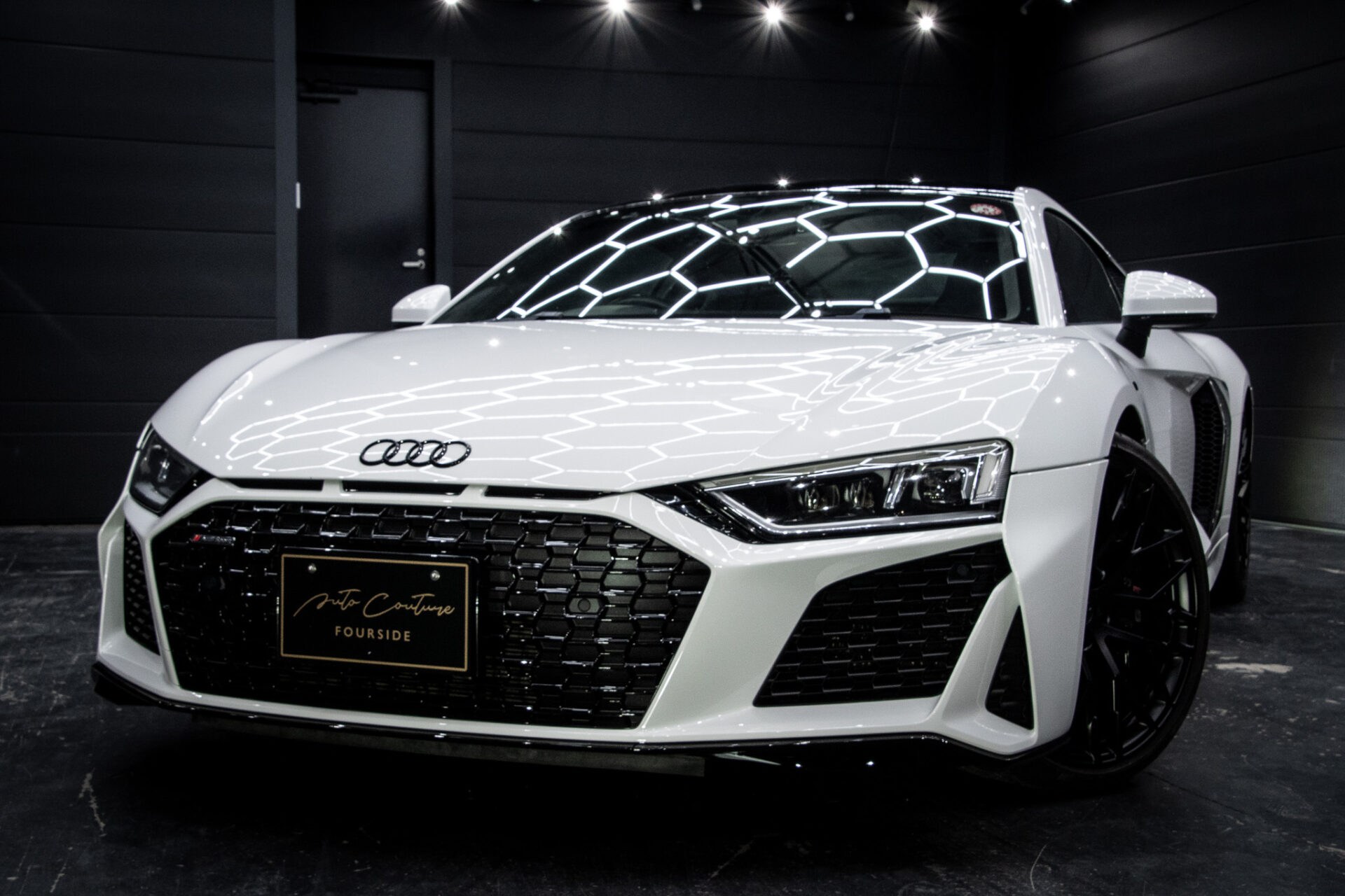 アウディ R8|施工事例|FOURSIDE京都