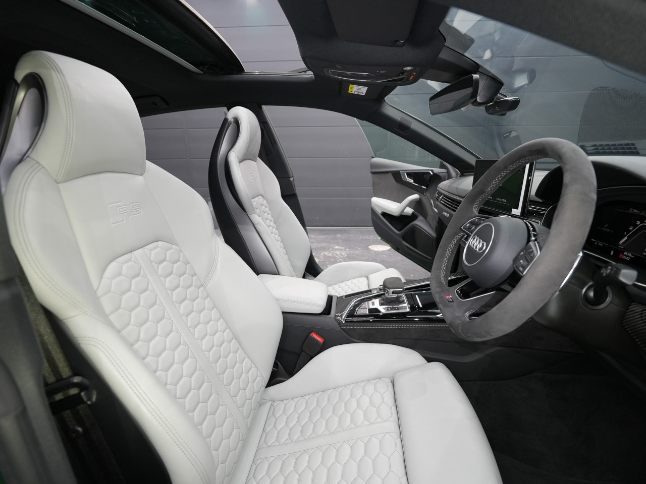 アウディ RS5スポーツバック 2.9クワトロ コラム FOURSIDE京都 32
