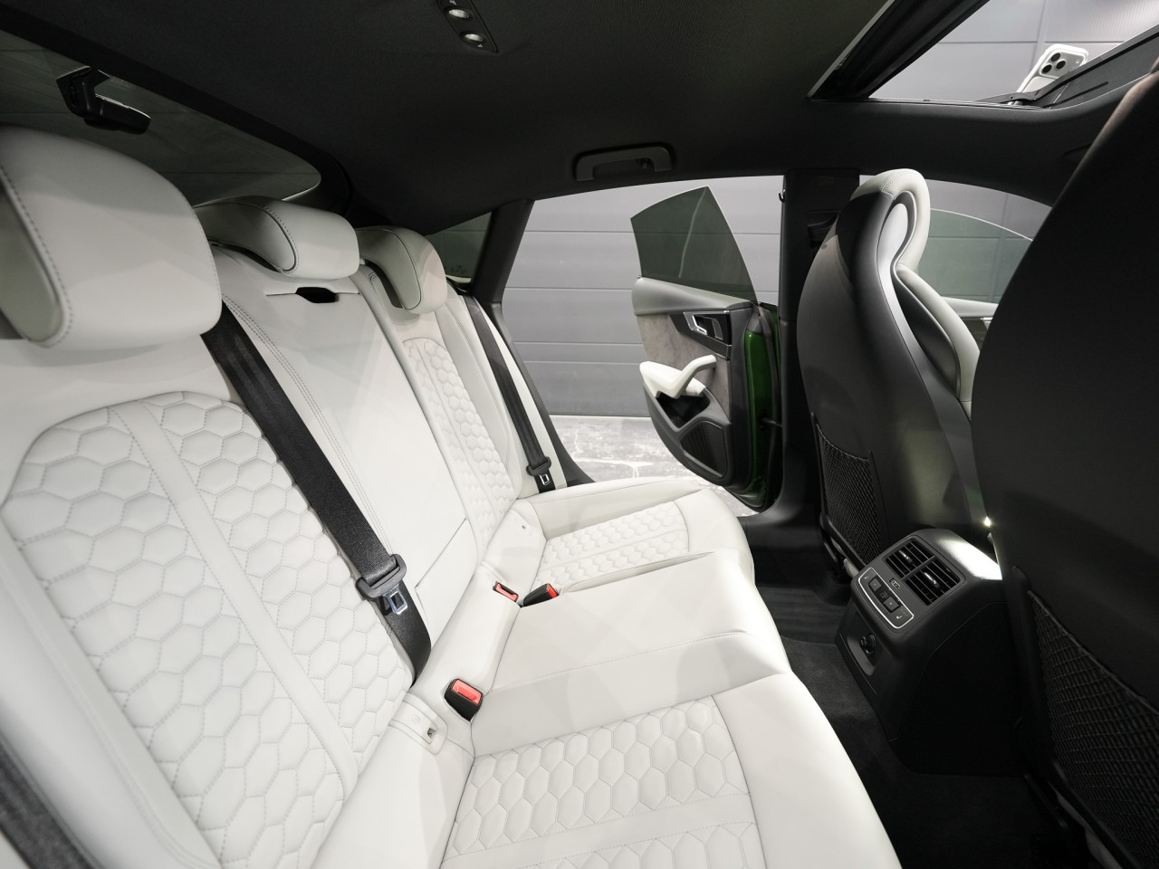 アウディ RS5スポーツバック 2.9クワトロ コラム FOURSIDE京都 37