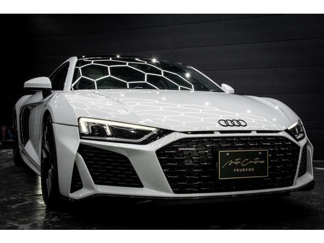 アウディ R8|京都|FOURSIDE