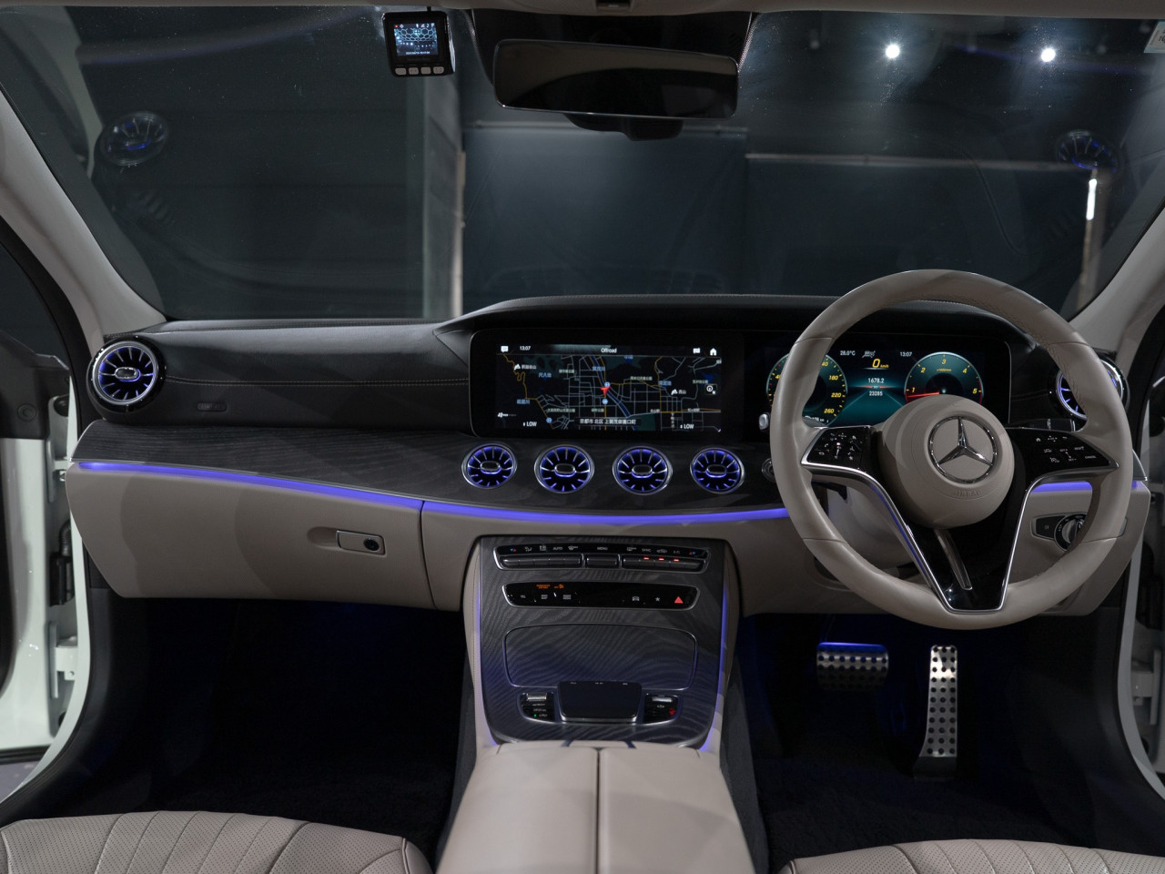 メルセデス・ベンツ CLS220dスポーツエクスクルーシブパッケージ コラム FOURSIDE京都 07