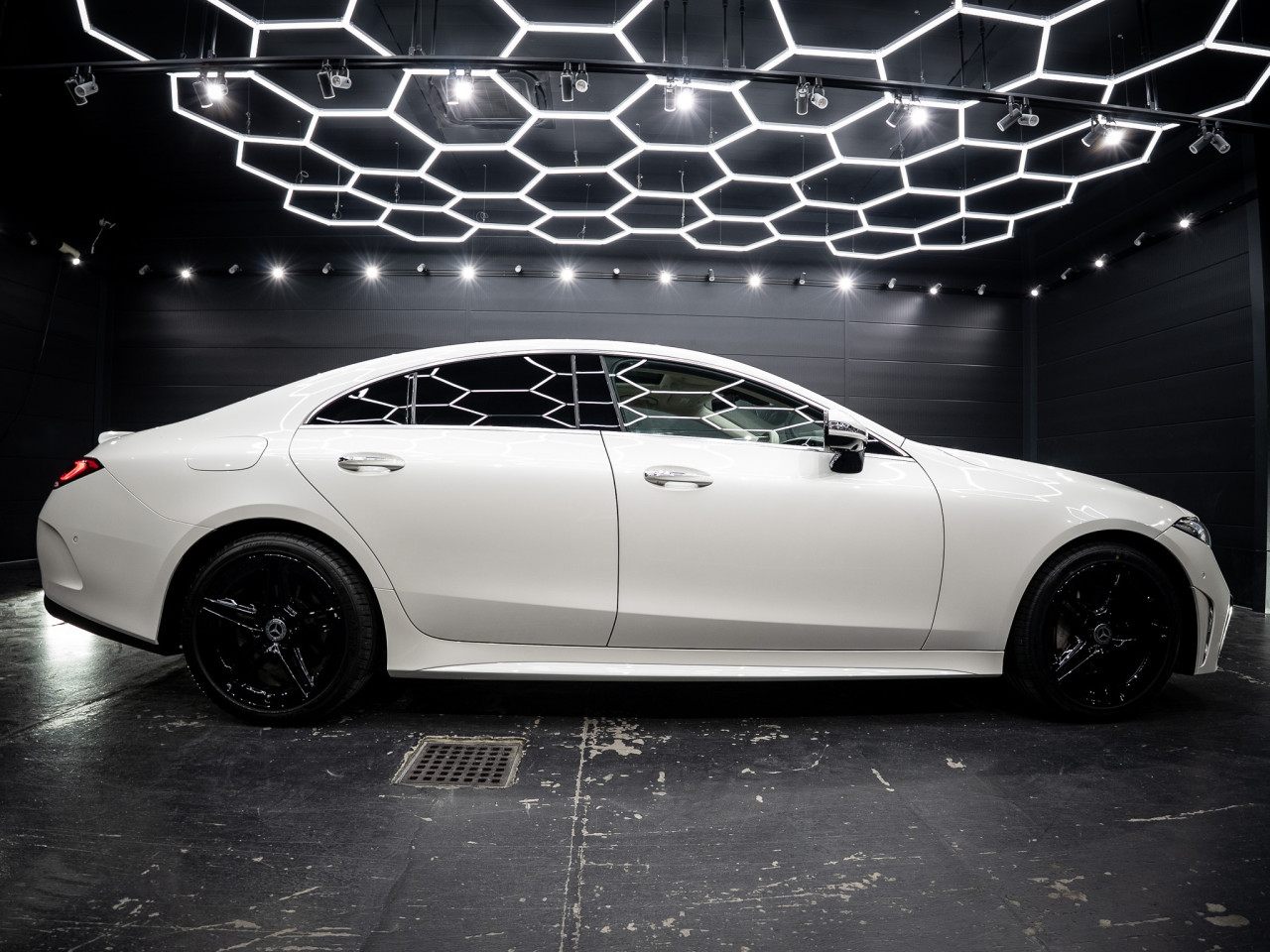 メルセデス・ベンツ CLS220dスポーツエクスクルーシブパッケージ コラム FOURSIDE京都 25
