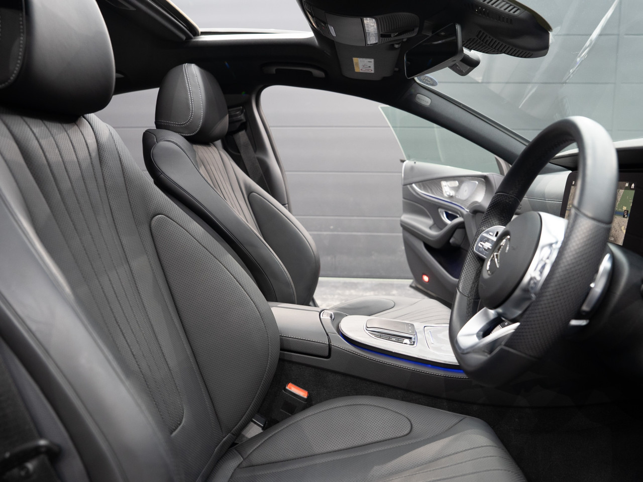 メルセデス・ベンツ CLS220dスポーツエクスクルーシブパッケージ コラム FOURSIDE京都 32