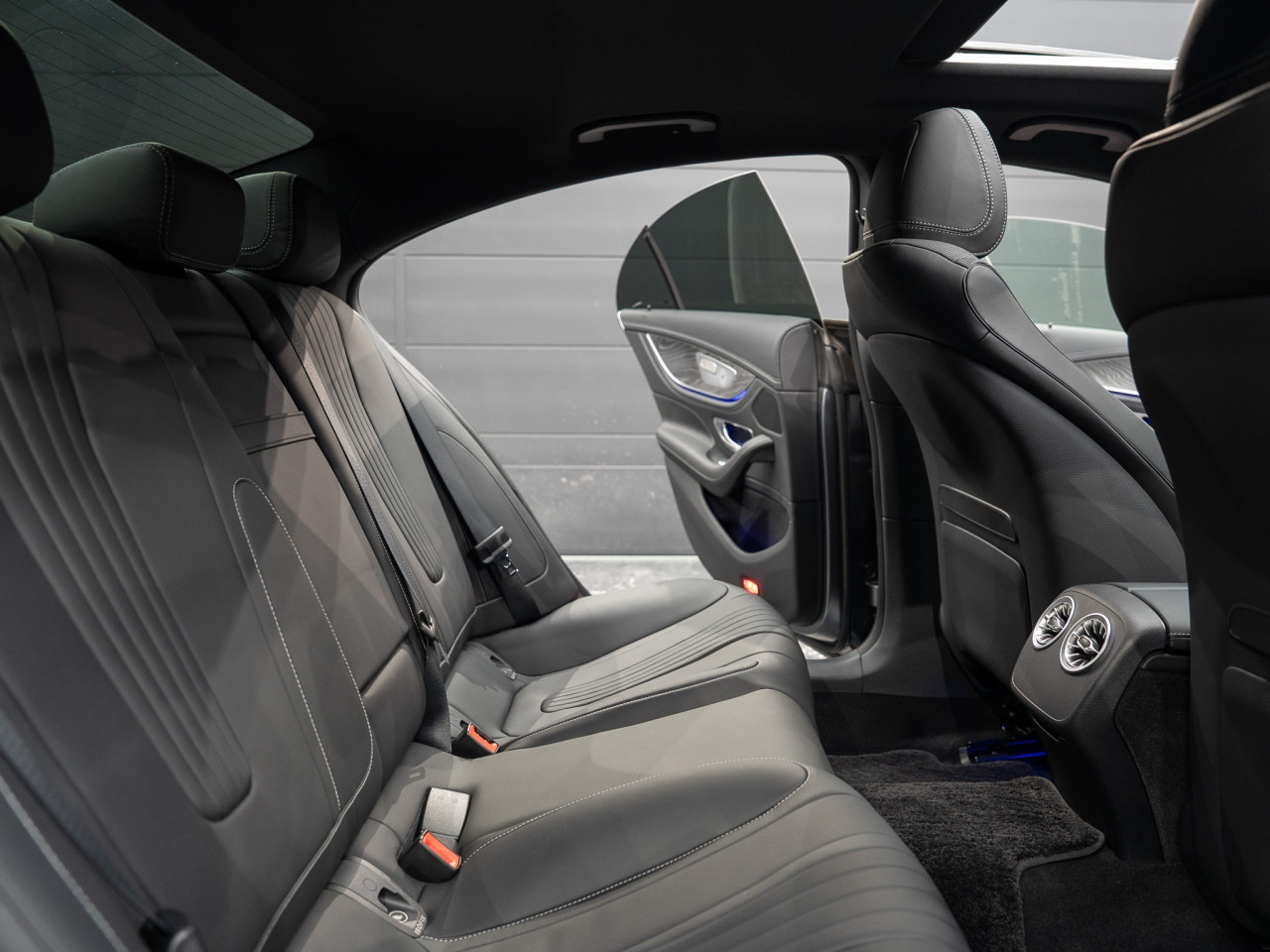 メルセデス・ベンツ CLS220dスポーツエクスクルーシブパッケージ コラム FOURSIDE京都 37