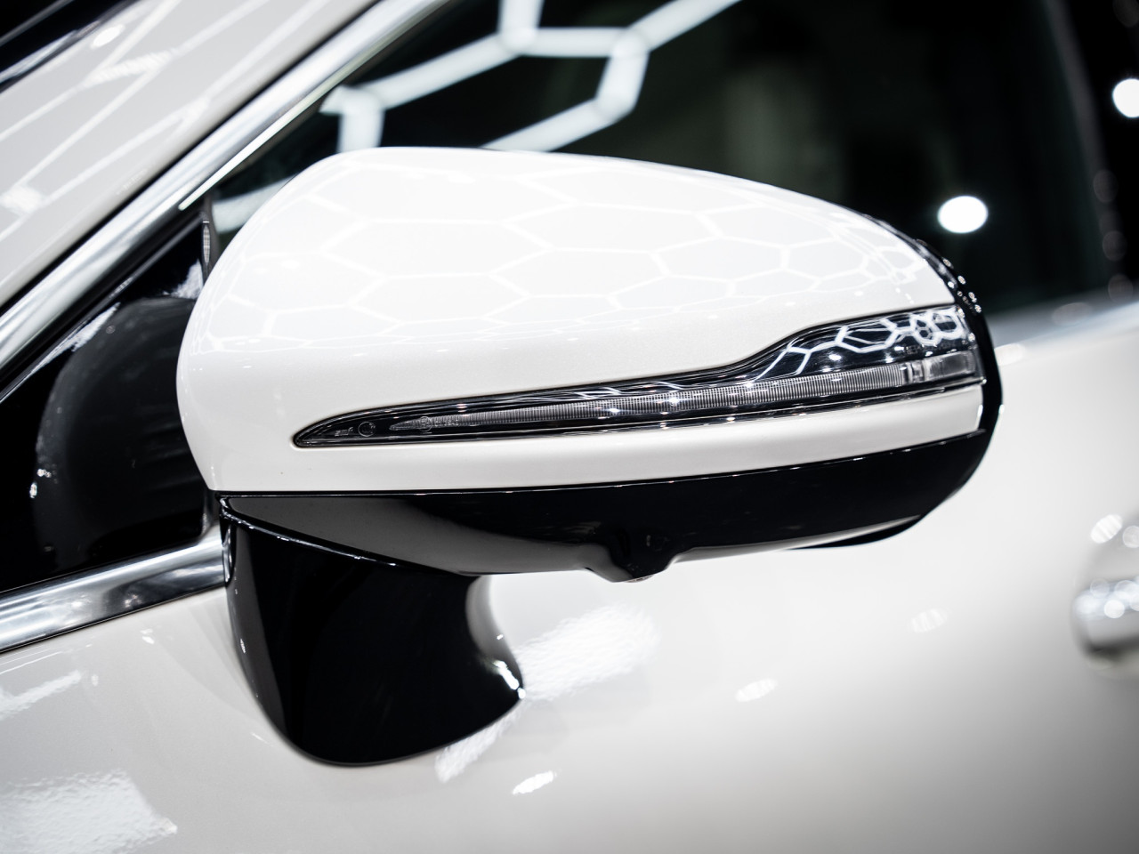 メルセデス・ベンツ CLS220dスポーツエクスクルーシブパッケージ コラム FOURSIDE京都 51