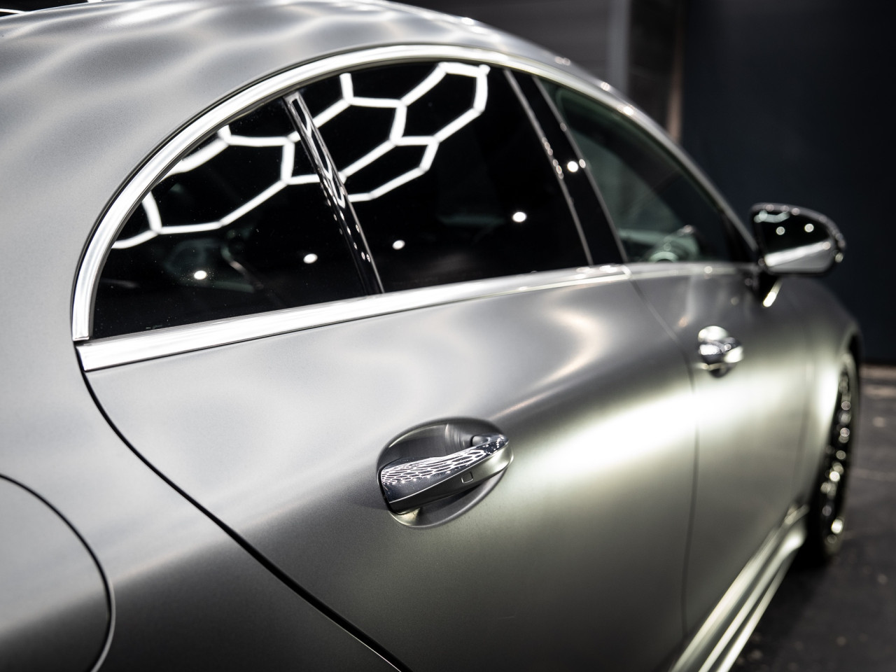 メルセデス・ベンツ CLS220dスポーツエクスクルーシブパッケージ コラム FOURSIDE京都 54
