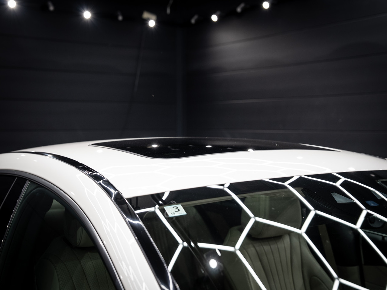 メルセデス・ベンツ CLS220dスポーツエクスクルーシブパッケージ コラム FOURSIDE京都 58