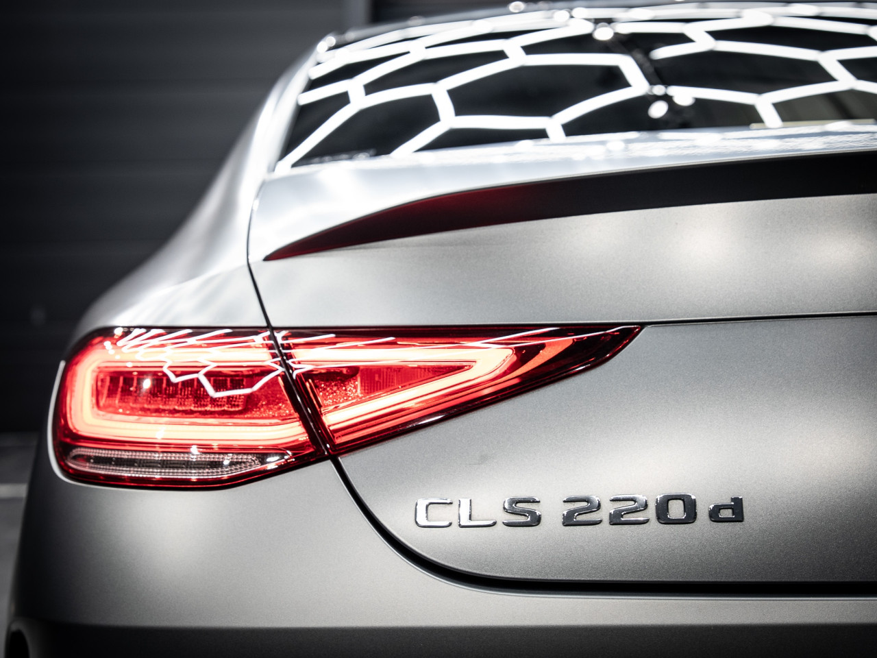 メルセデス・ベンツ CLS220dスポーツエクスクルーシブパッケージ コラム FOURSIDE京都 59