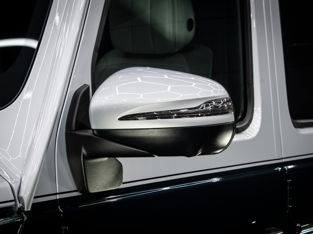 メルセデス・ベンツ G400d_AMGラインエディションマグノブラック コラム FOURSIDE京都 51