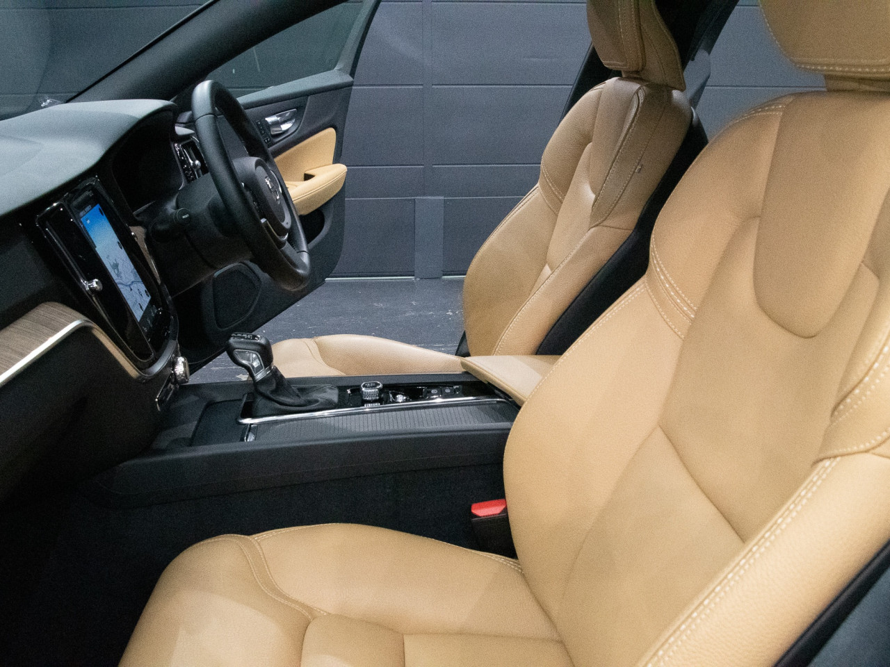 ボルボ V60クロスカントリー T5_AWD コラム FOURSIDE京都 34