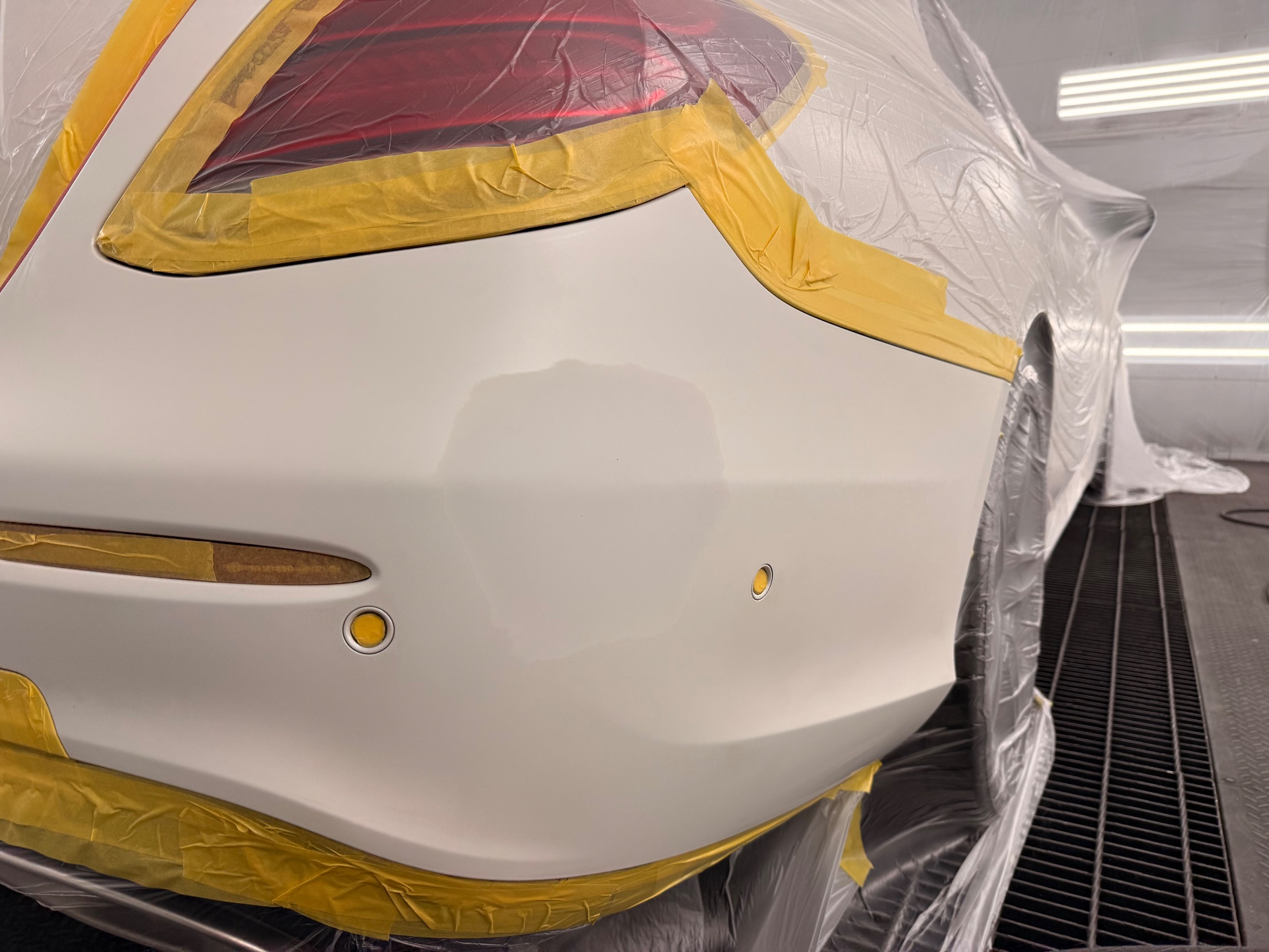 メルセデス・ベンツ|E250AVGスポーツ|板金塗装|京都