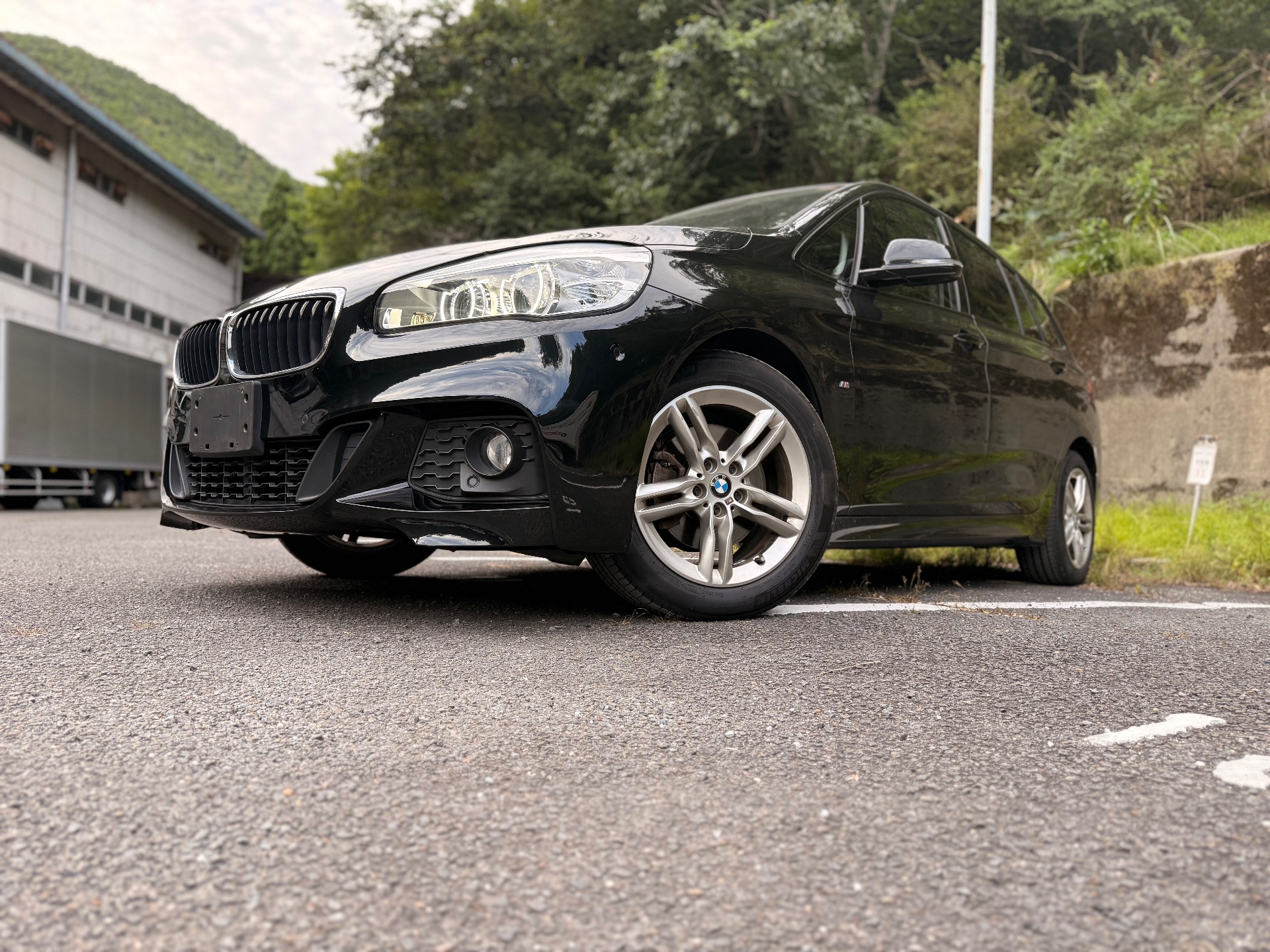 BMW|218d_xDriveグランツアラーMスポーツ|板金塗装|京都