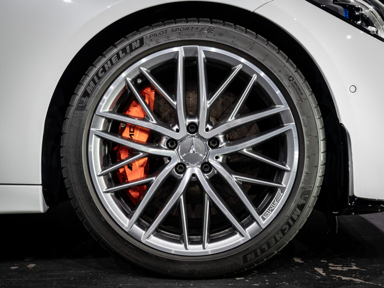 Mercedes-AMG C43 4MATIC Estate ホイール塗装カスタ｜京都