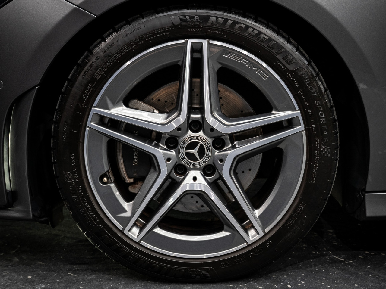 メルセデス・ベンツ CLA200dシューティングブレークAMGライン コラム FOURSIDE京都 13