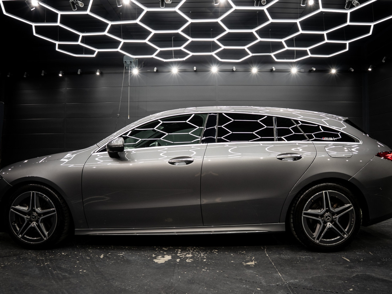 メルセデス・ベンツ CLA200dシューティングブレークAMGライン コラム FOURSIDE京都 19