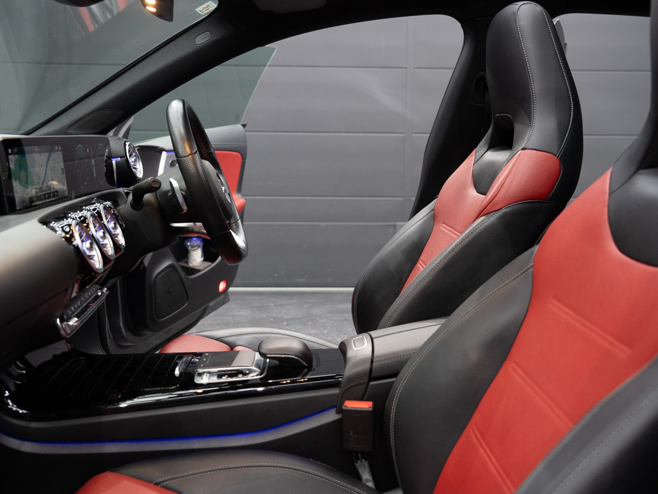 メルセデス・ベンツ CLA200dシューティングブレークAMGライン コラム FOURSIDE京都 34