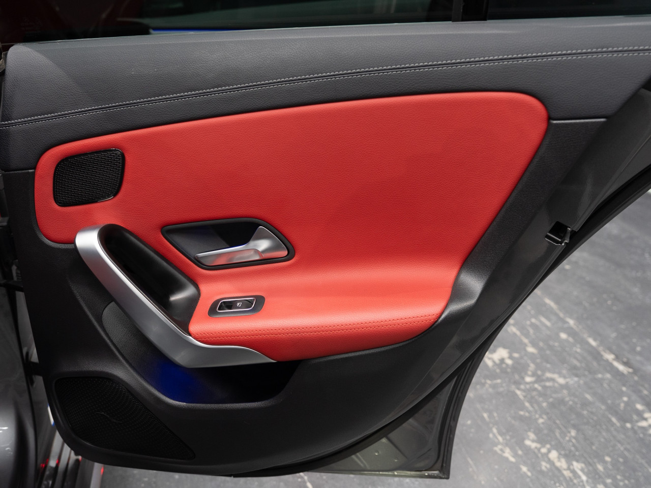 メルセデス・ベンツ CLA200dシューティングブレークAMGライン コラム FOURSIDE京都 38