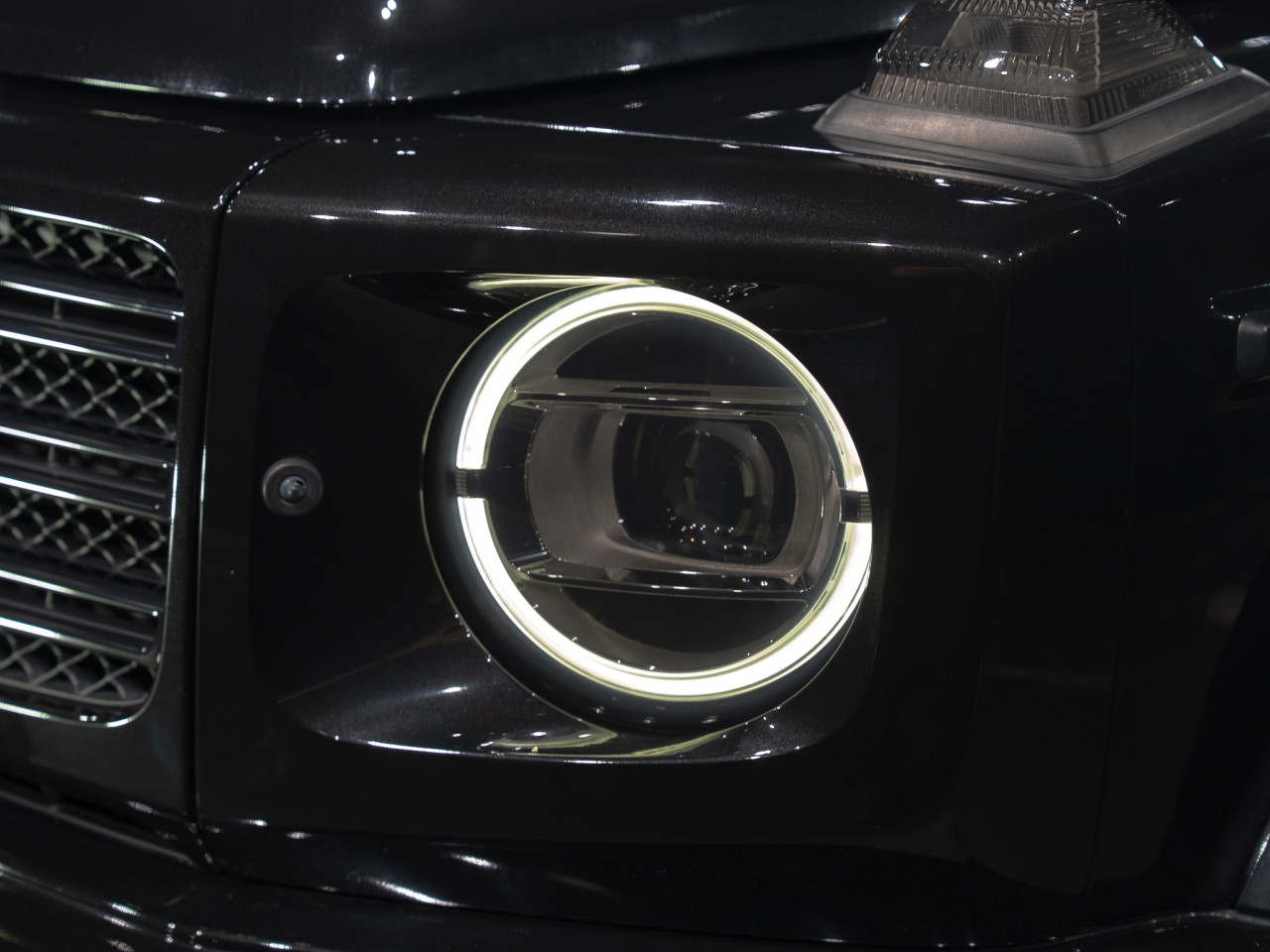 メルセデス・ベンツ G350d_AMGライン コラム FOURSIDE京都 46