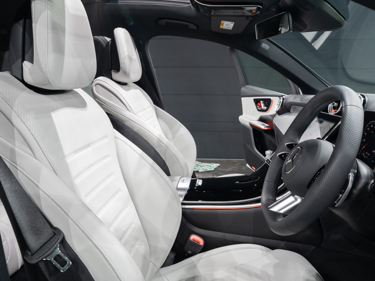 メルセデス・ベンツ GLC220d_4マチッククーペAMGラインパッケ コラム FOURSIDE京都 32