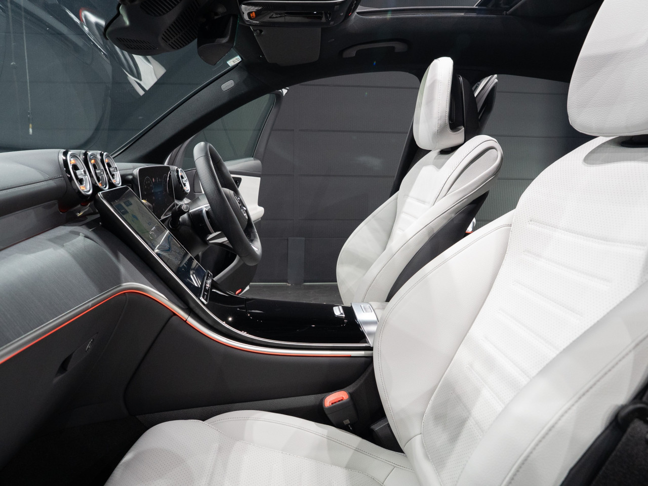 メルセデス・ベンツ GLC220d_4マチッククーペAMGラインパッケ コラム FOURSIDE京都 34