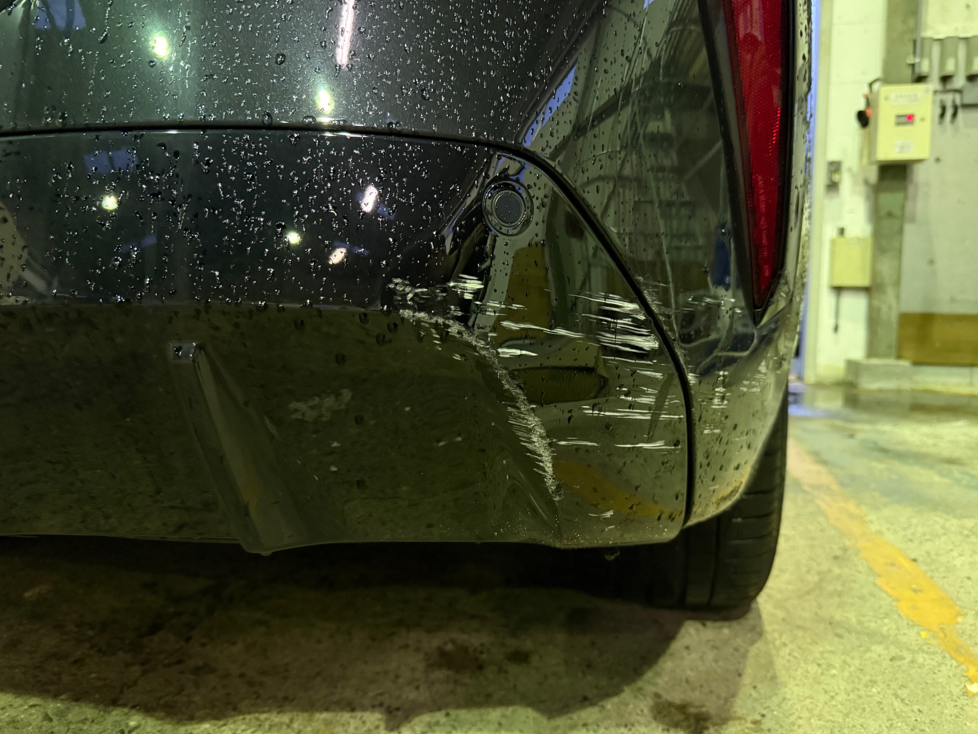BMW|20d_xDrive_Mスポーツ|板金塗装|京都