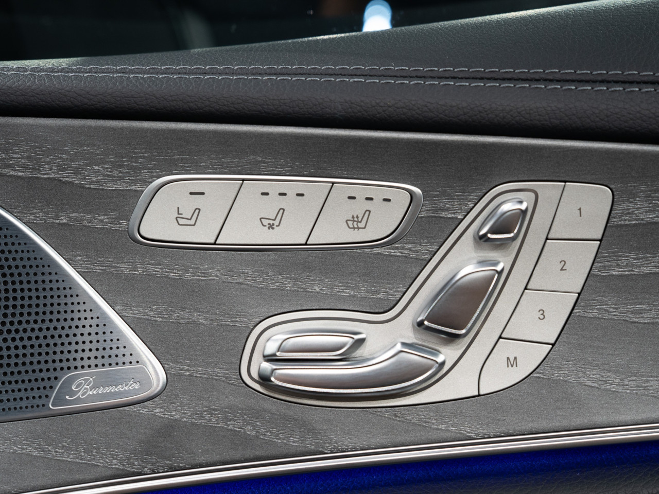 メルセデス・ベンツ CLS220dスポーツエクスクルーシブパッケージ コラム FOURSIDE京都 08