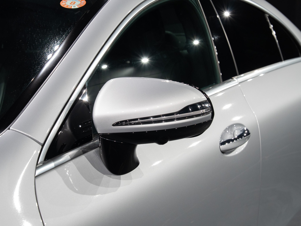 メルセデス・ベンツ CLS220dスポーツエクスクルーシブパッケージ コラム FOURSIDE京都 52