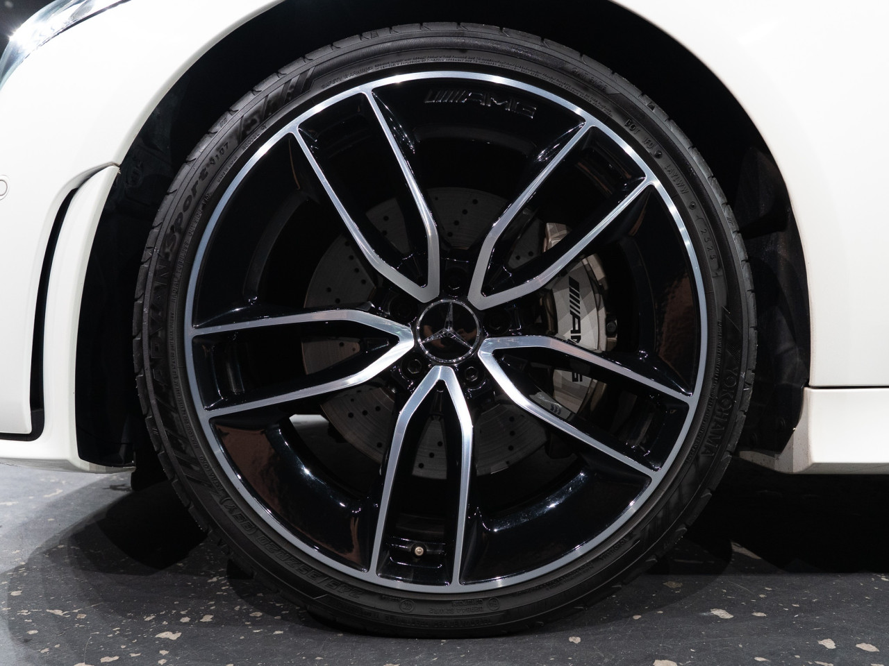 メルセデス・ベンツ Mercedes-AMG CLS53 4MATIC+ コラム FOURSIDE京都 13