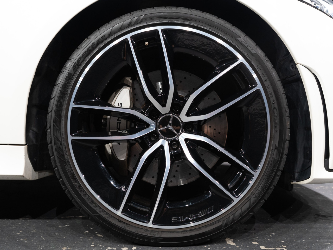メルセデス・ベンツ Mercedes-AMG CLS53 4MATIC+ コラム FOURSIDE京都 14