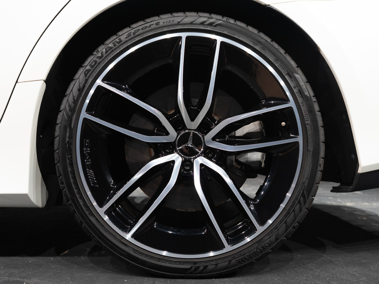 メルセデス・ベンツ Mercedes-AMG CLS53 4MATIC+ コラム FOURSIDE京都 15