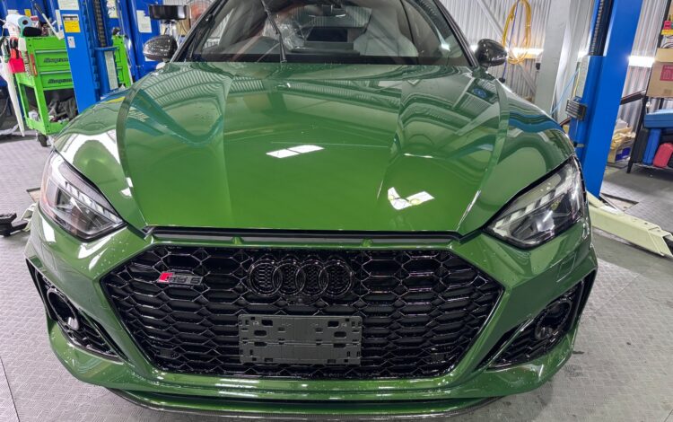アウディ RS5スポーツバック セラミックウルトラ施工 ― ソノマグリーンという所有の証明