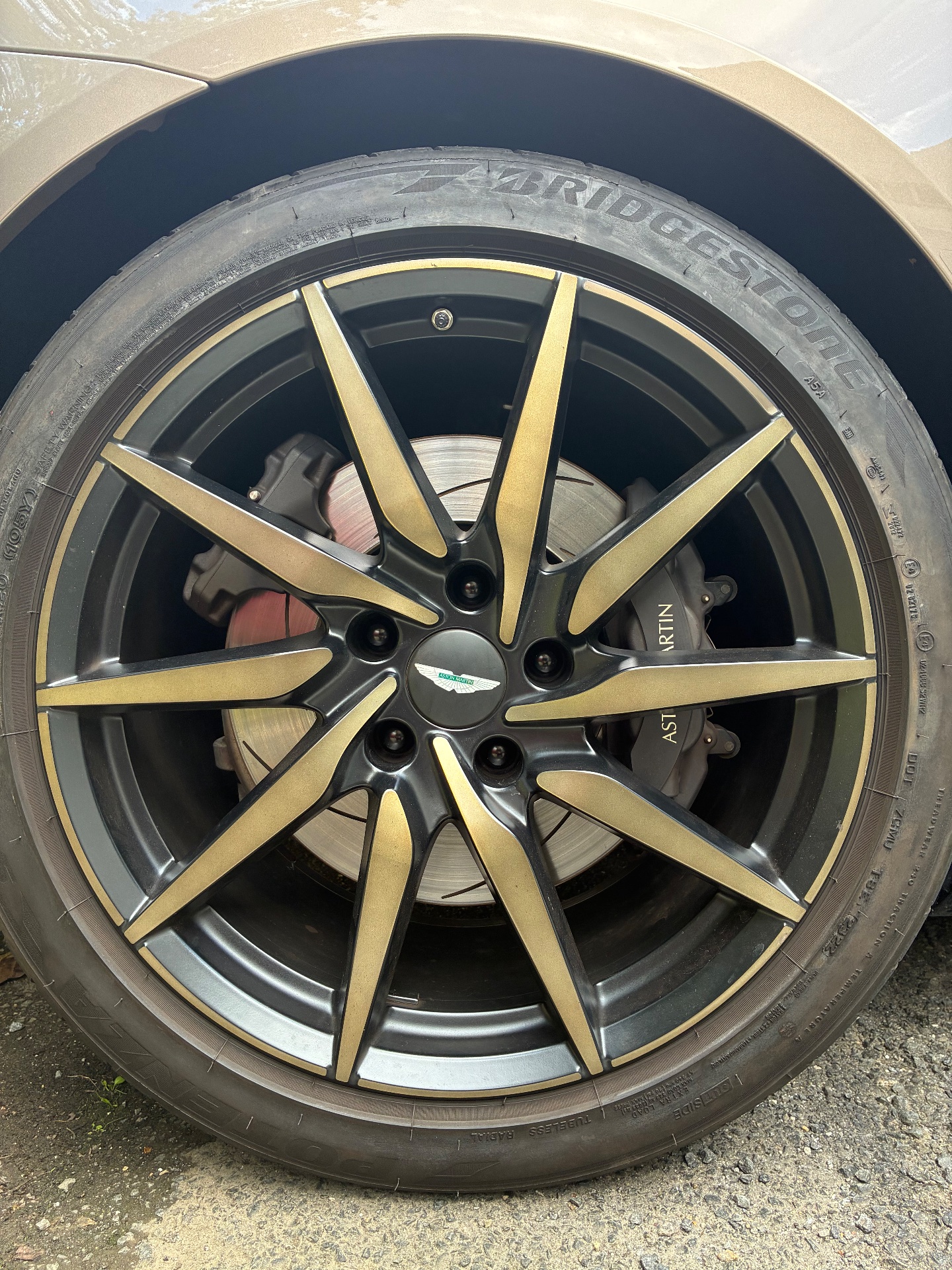 アストンマーティン｜V8 ヴォランテ｜板金塗装｜京都