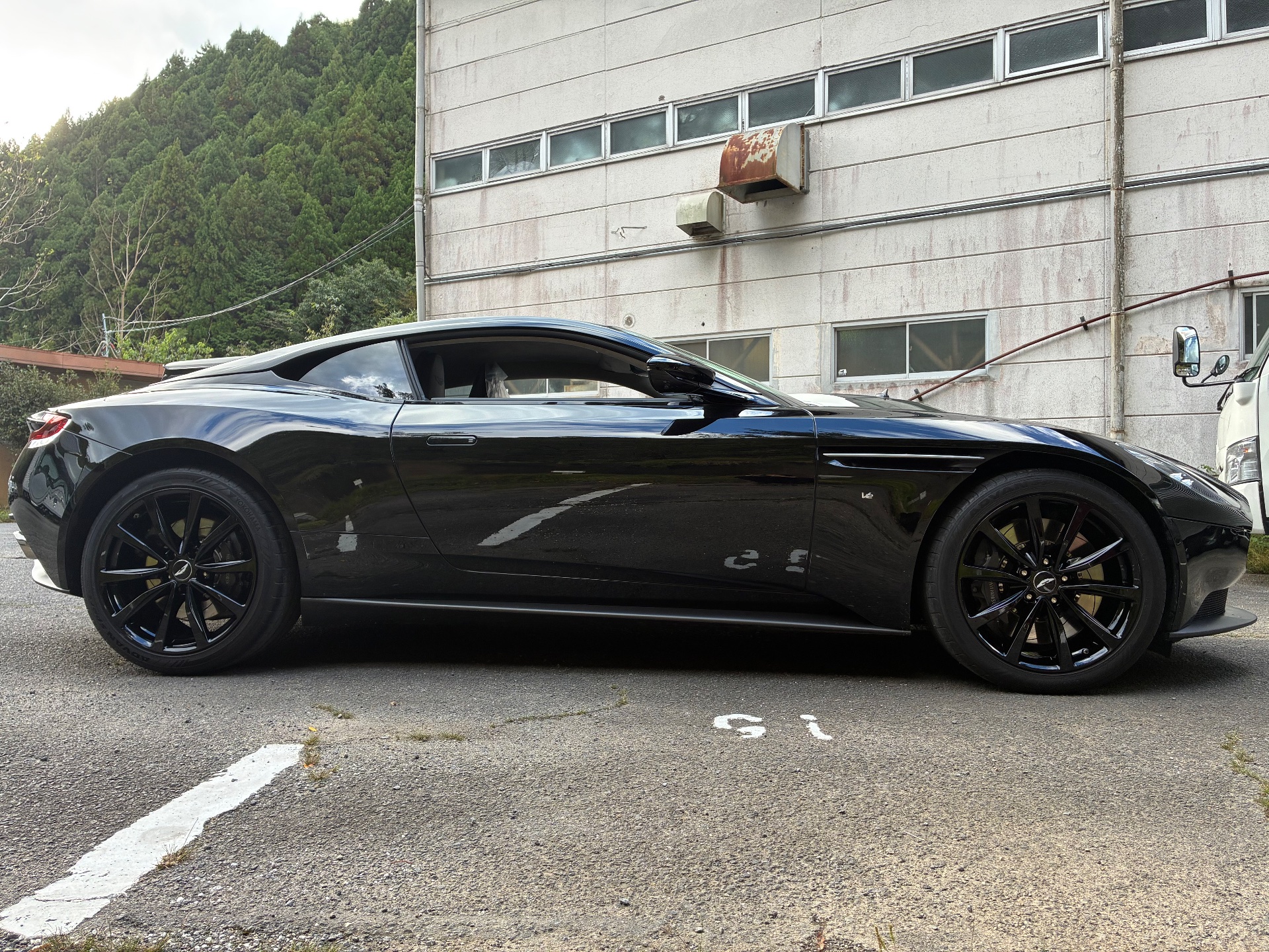 DB11|板金塗装|京都